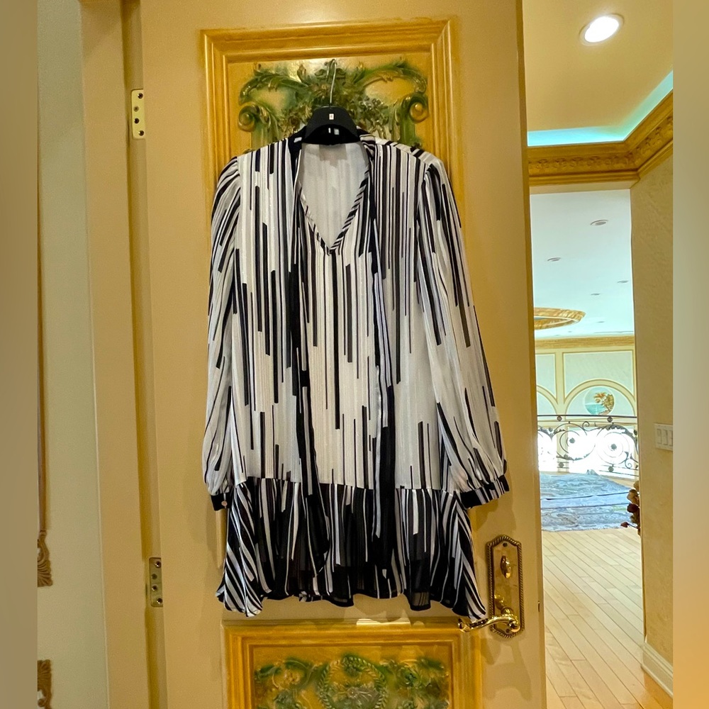 The Moon brand piano dress.
